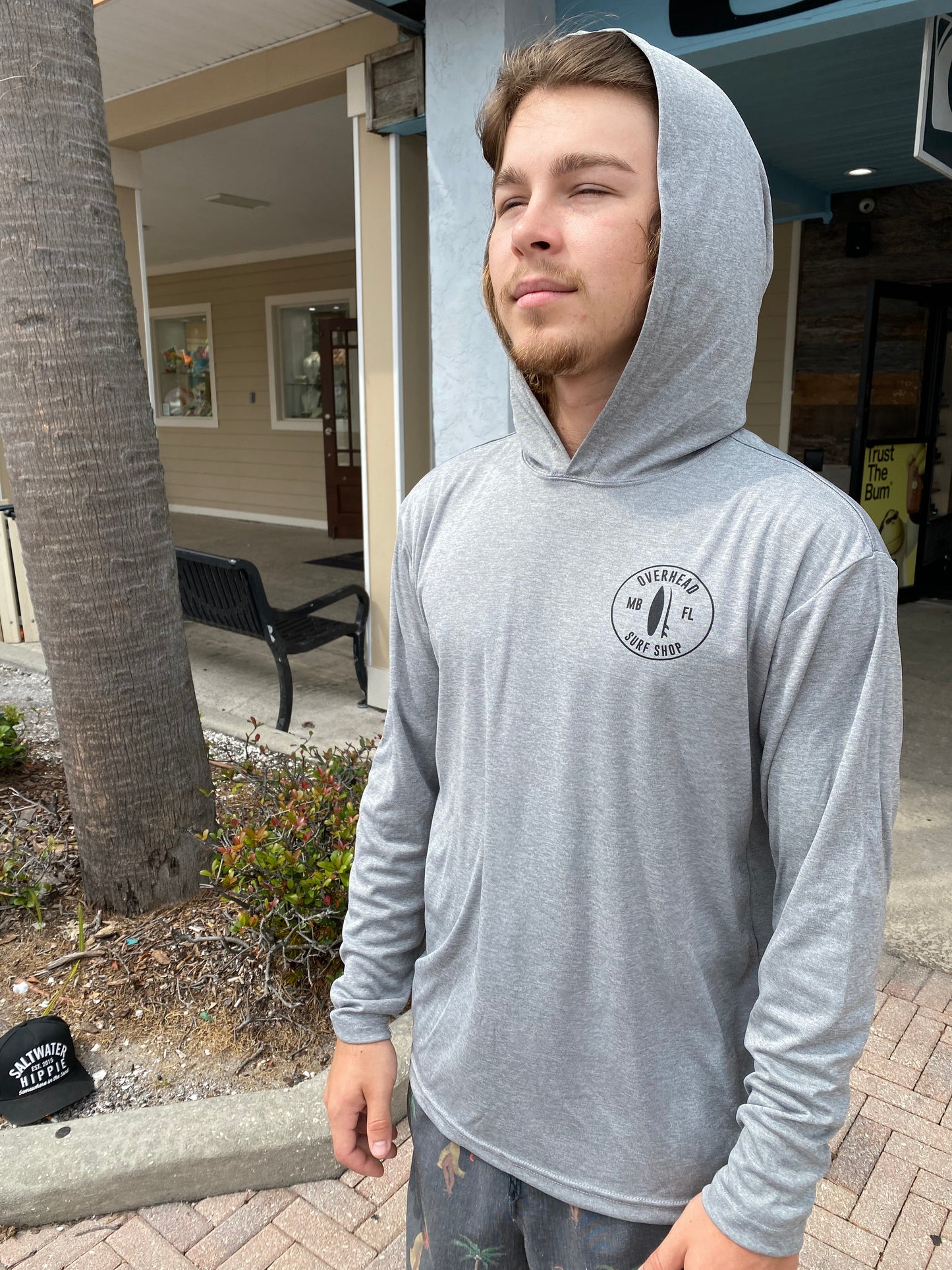 Round Shop Logo Uv Long Sleeve in Heather Grey (Hooded)