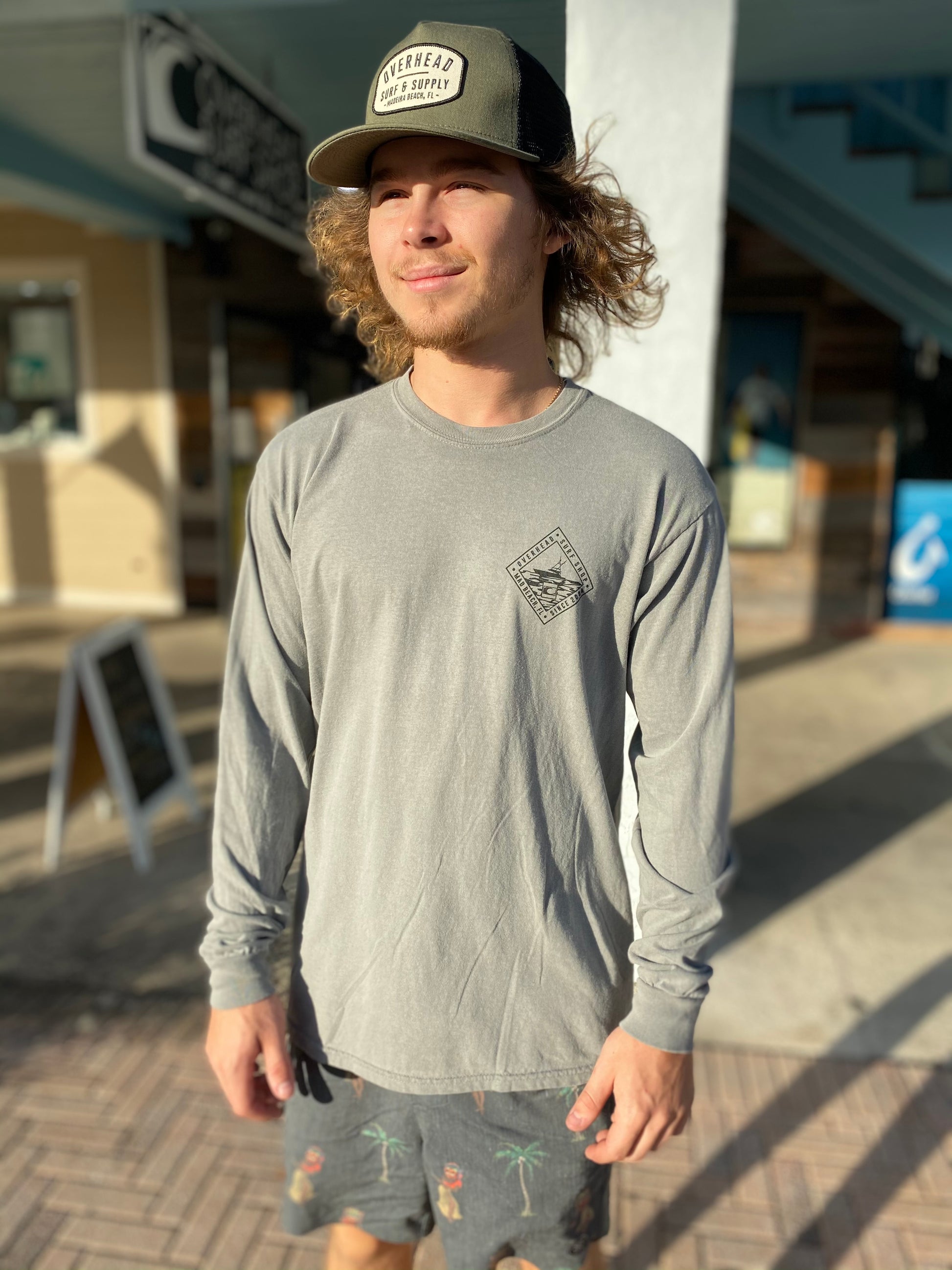 SportFish Long Sleeve Tee in Grey